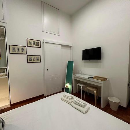 La Stanza Di Eleonora Bed & Breakfast Naples Exterior photo